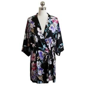 NWT SoHo Apparel Robe Plus Size 1XL Pink Purple Short Silky Relaxed Fit Tie Belt